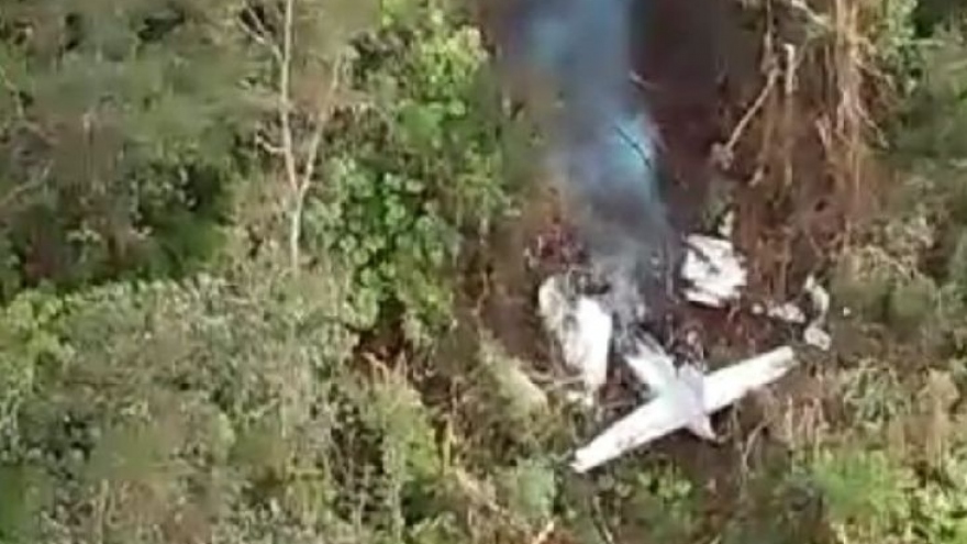 Ít hy vọng còn người sống sót sau vụ máy bay rơi tại Indonesia